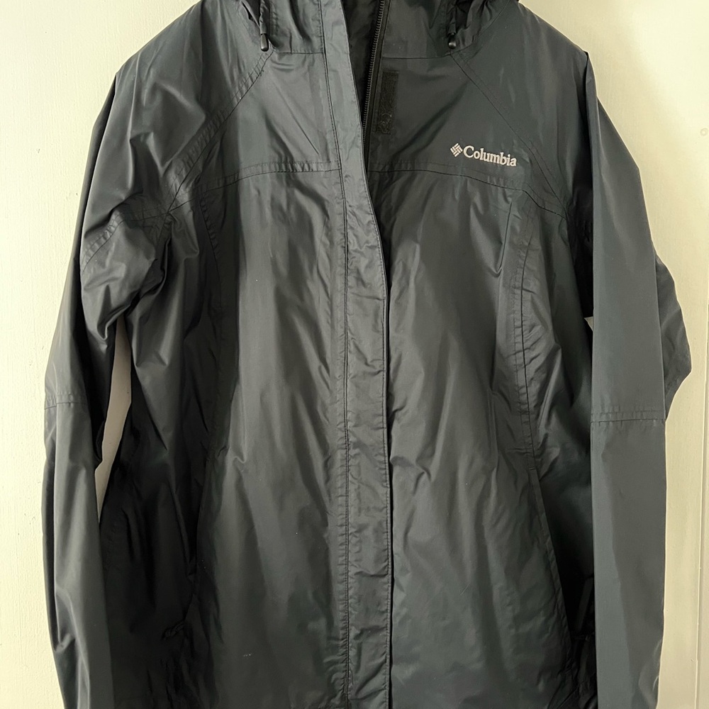 Columbia Women's Black Rain Jacket